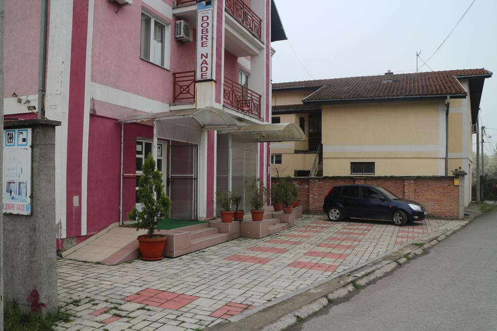 Motel Dobre Nade Belgrado Exterior foto